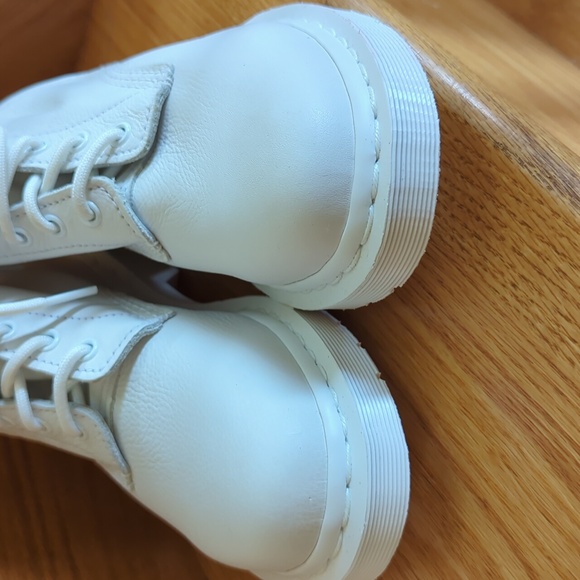 Dr Martens boots - Picture 12 of 13